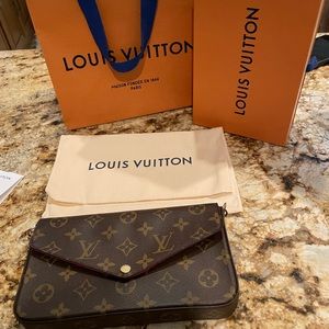 Authentic & New Louis Vuitton Felicie Monogram Discontinued pochette. 10/10.
